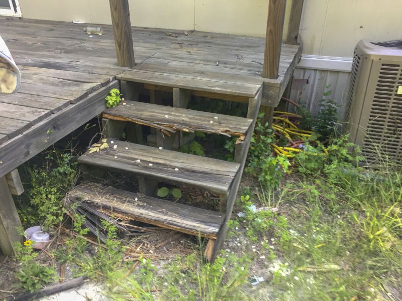 Wood Steps Replacement in Kansas City, KS